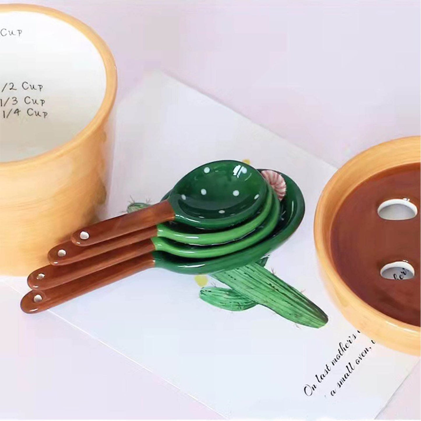 GICEY Cactus Measuring Spoons Set in Pot Ceramic Cute Small Cacti Measuring Spoons and Cups Green for Baking,Salt, Sugar Housewarming Gifts (Green)