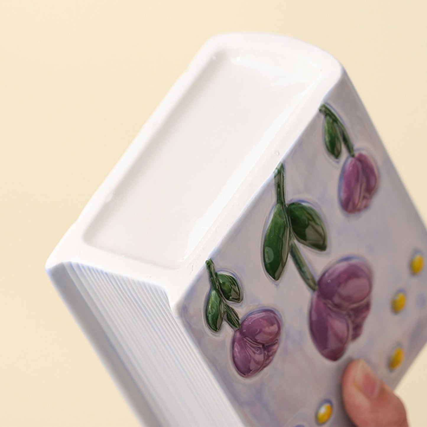 Busnos Book Vase Tulip Pencil Cup Pen Holder For Office Desk Decorative Books Yellow Flower Vase Cute Toothbrush Holders Home Decor Teacher Book Gifts for Women Small Makeup Brushes Holder