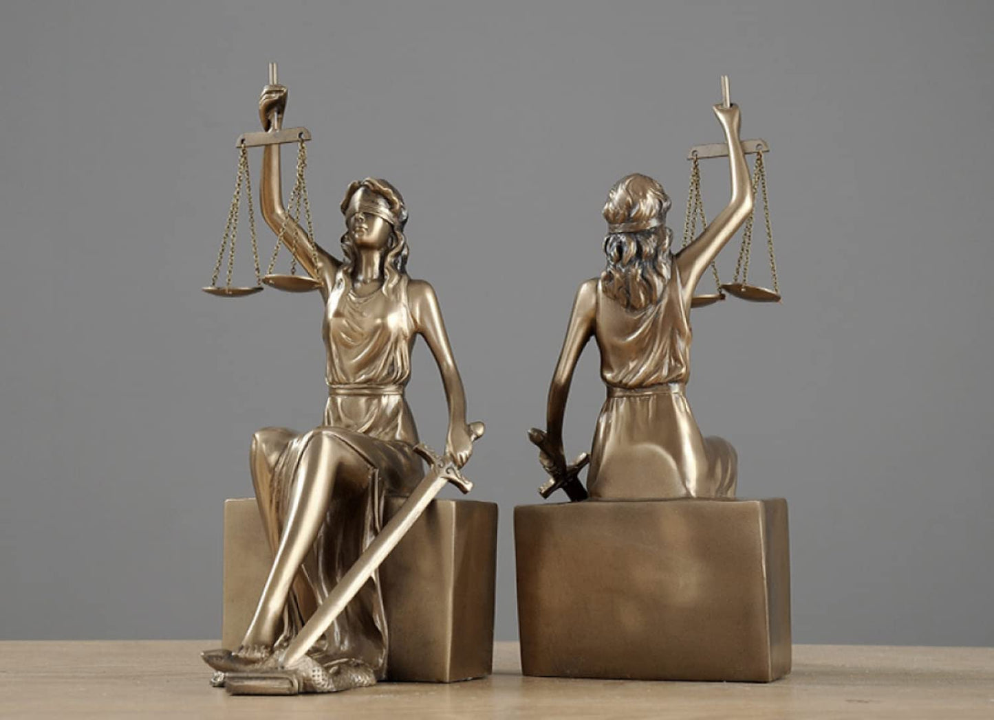Thxsoon Lady Justice Statue Decorative Bookends Sculpture for Home and Office Decor, Perfect for Lawyers and Law Students - 10 x 5 x 4 inch (26 x 13 x 11cm)