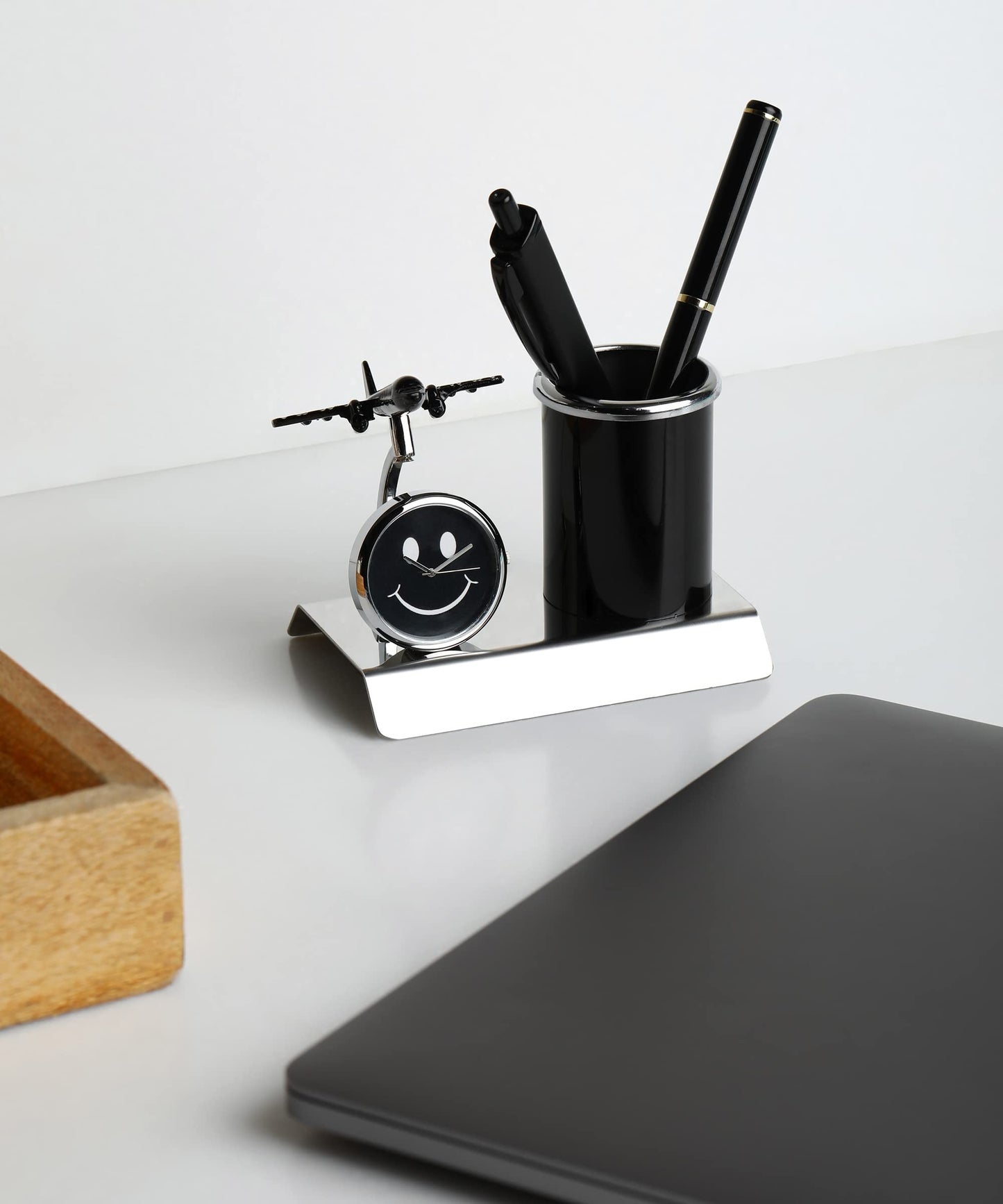 ZAHEPA Airplane Metal Pen Stand With Clock, Stylish Stationary Airplane Desk Clock with Pen Pencil Holder, Elegant Corporate & Aviation Gifts Set, Durable Decorative Showpiece For Office Desk
