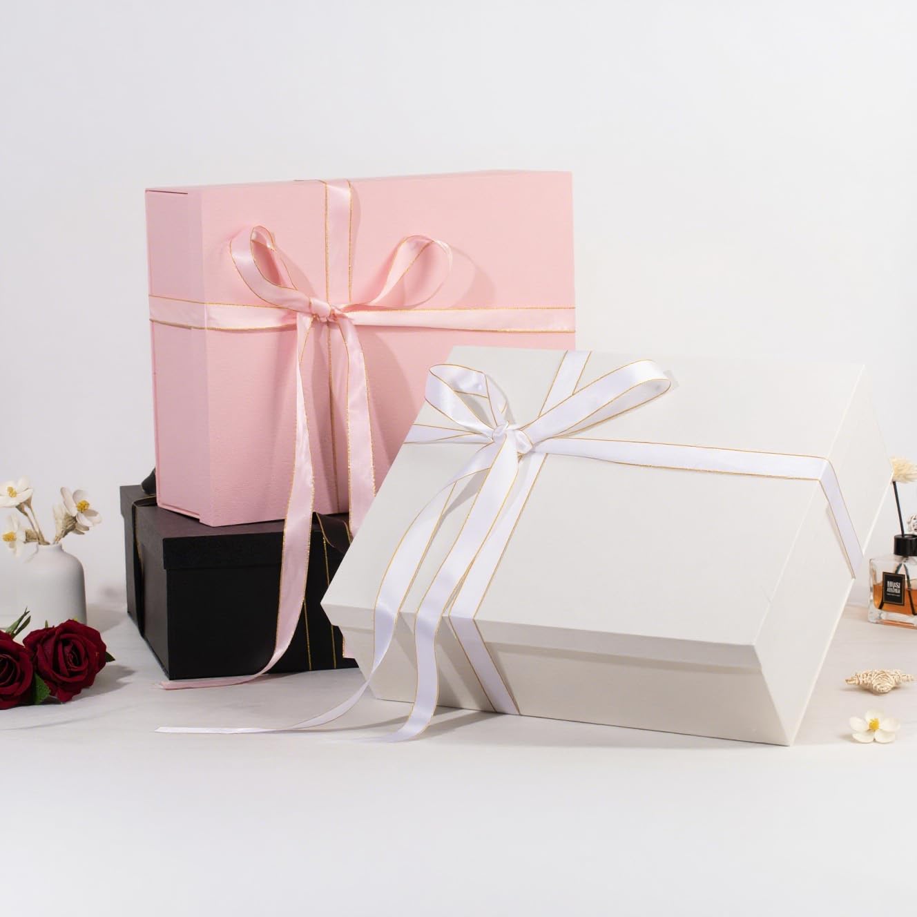 Rinrda Extra Large Gift Box 16.5x13x5.5 inches,White Gift Boxes with Lids for Presents,Perfect for Birthday,Valentine's Day,Christmas,Anniversaries,Contains Card,Ribbon,Shredded Paper Filler.