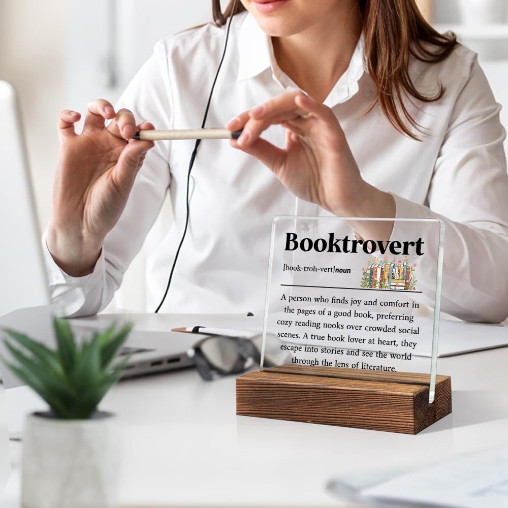 THEBESTU Booktrovert Definition Acrylic Sign with Wooden Stand, Book Lover Gifts for Women, Bookish Gifts for Bookworms Readers, Funny Teen Girl Bedroom D馗or, Library Decors?Librarian Nerd Decoration