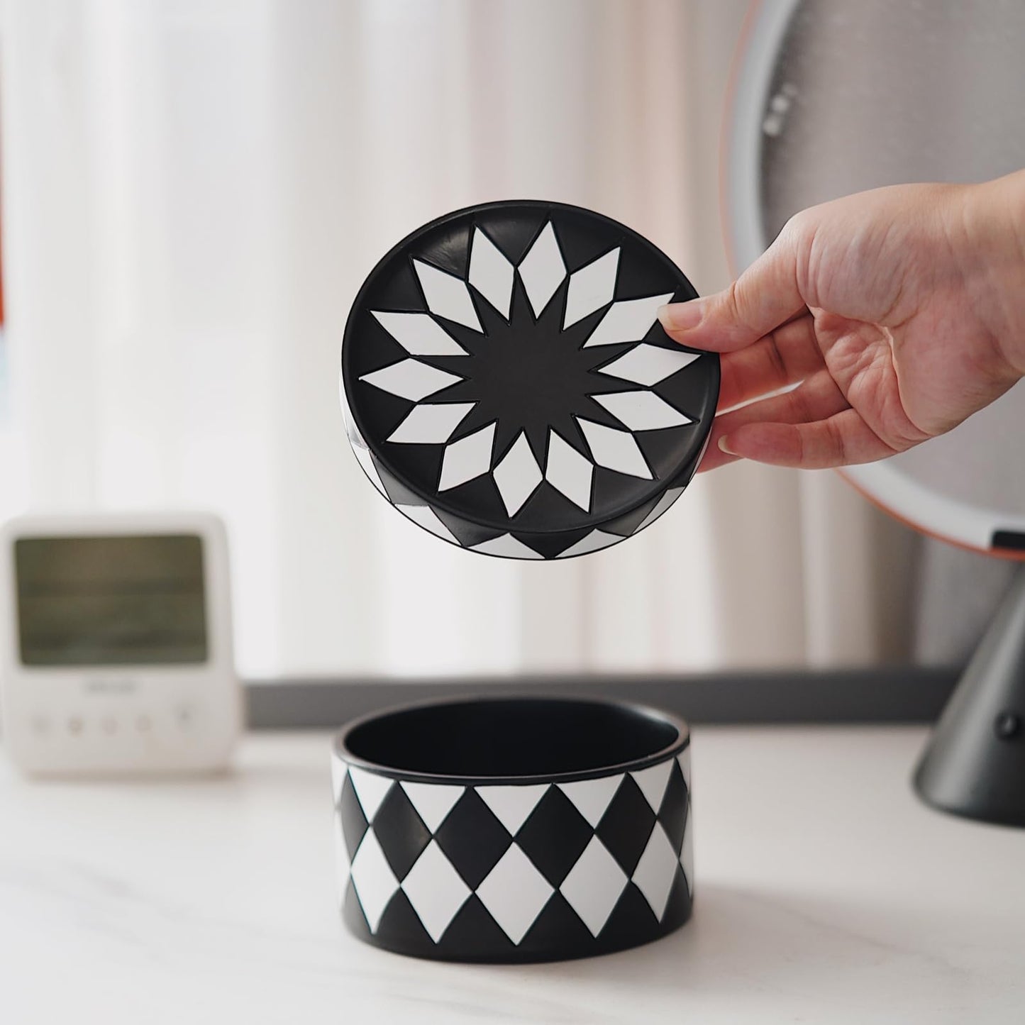 Cmrweio Decorative Storage Box with Lid, Black and white checkerboard Jewelry Box, Modern Round Decorative Box for Dresser, Coffee Table, Entryway Ideal for Jewelry, Trinkets And Small Accessories