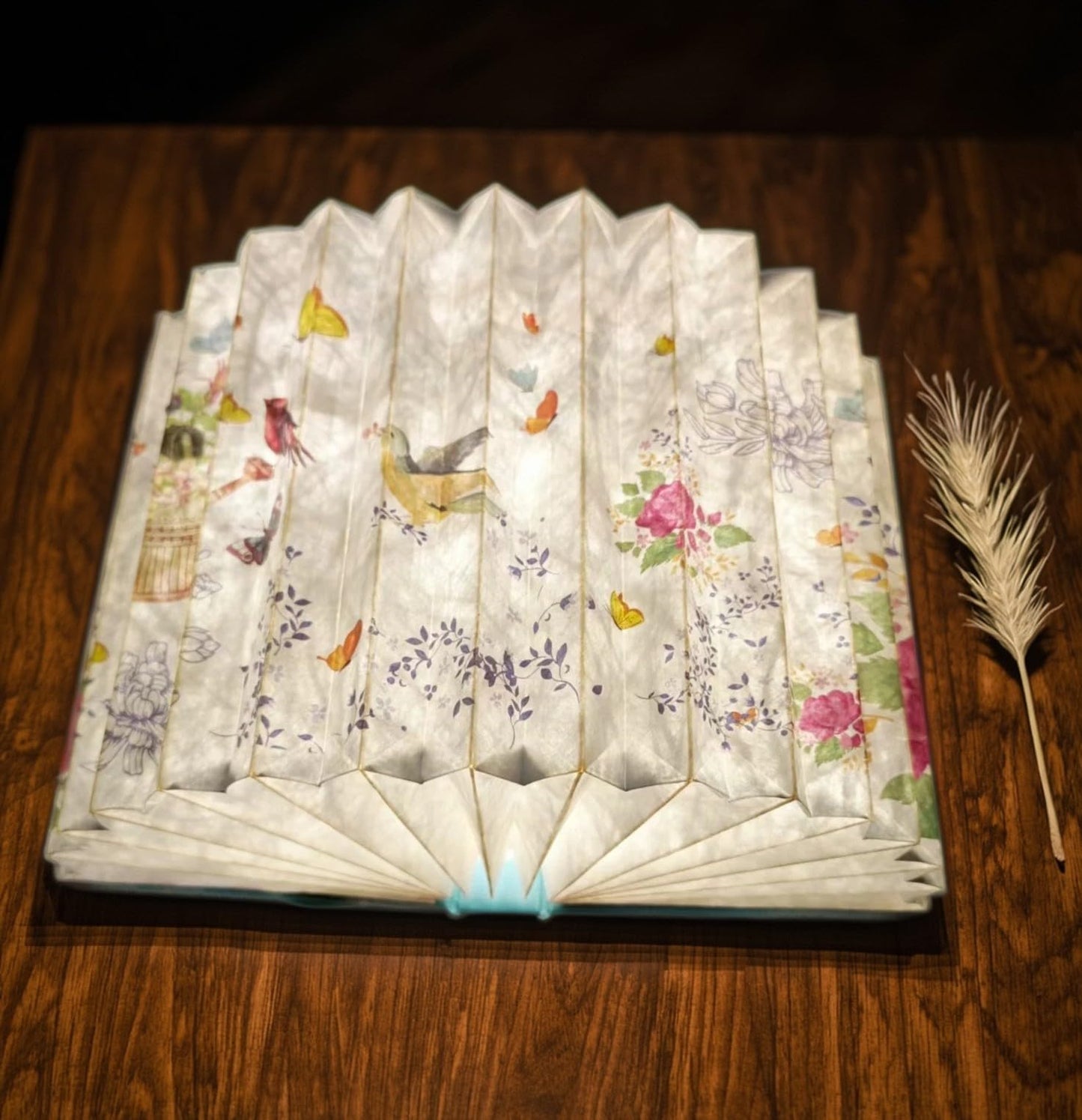 Uniwolk Flower Book Lamp Bookish Birthday Gifts for Women or Freinds, Foldable Paper Desk Lamp for Bedroom Living Room, Book Light as Gifts for Book Lovers, Desk Decor Cute Stuff