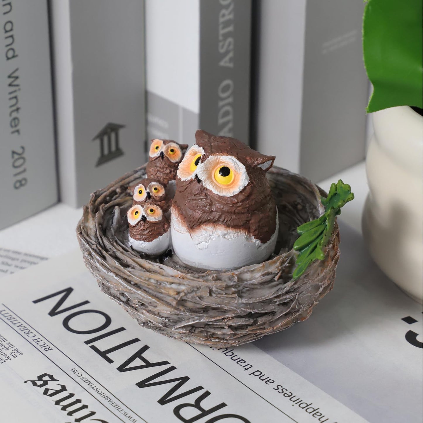 Resin Owl Family Nest Figurine, Cute Owl Garden Figurine Home Office Decor, Rustic Farmhouse Decor for Shelf - Thank You Gifts for Mom Grandma