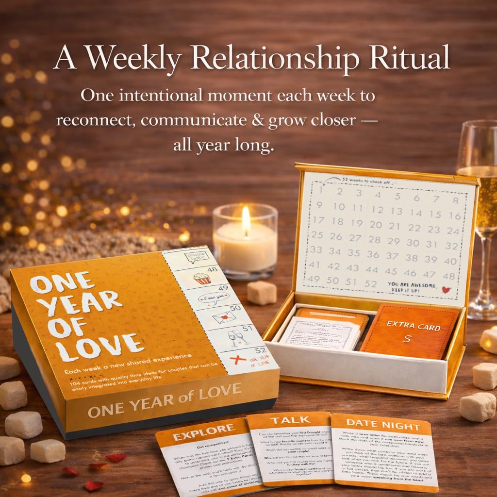 C + C FÜR PAARE One Year of Love Couple Game - Unique Couples Gift for Wedding Anniversary, as Stocking Stuffer, for Valentine's Day or Just Because - 52 Card Relationship Ritual