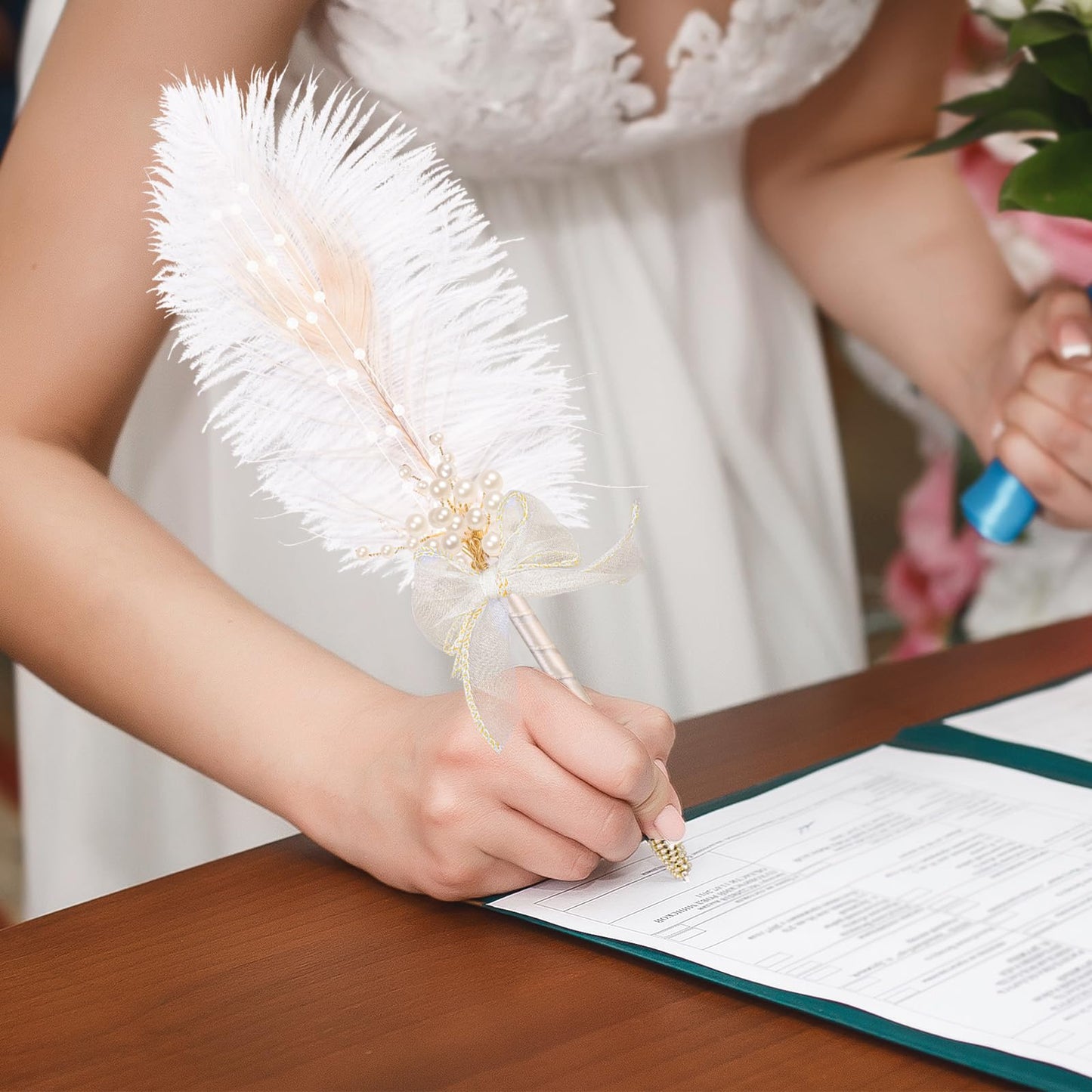 Vijiv Ostrich Feather Pen Quill Ballpoint Pen, Refillable Wedding Pens for Guest Book Signing, Luxury Nikah Fancy Pens for 1920s Great Gatsby Accessories Party Favor Supplies White