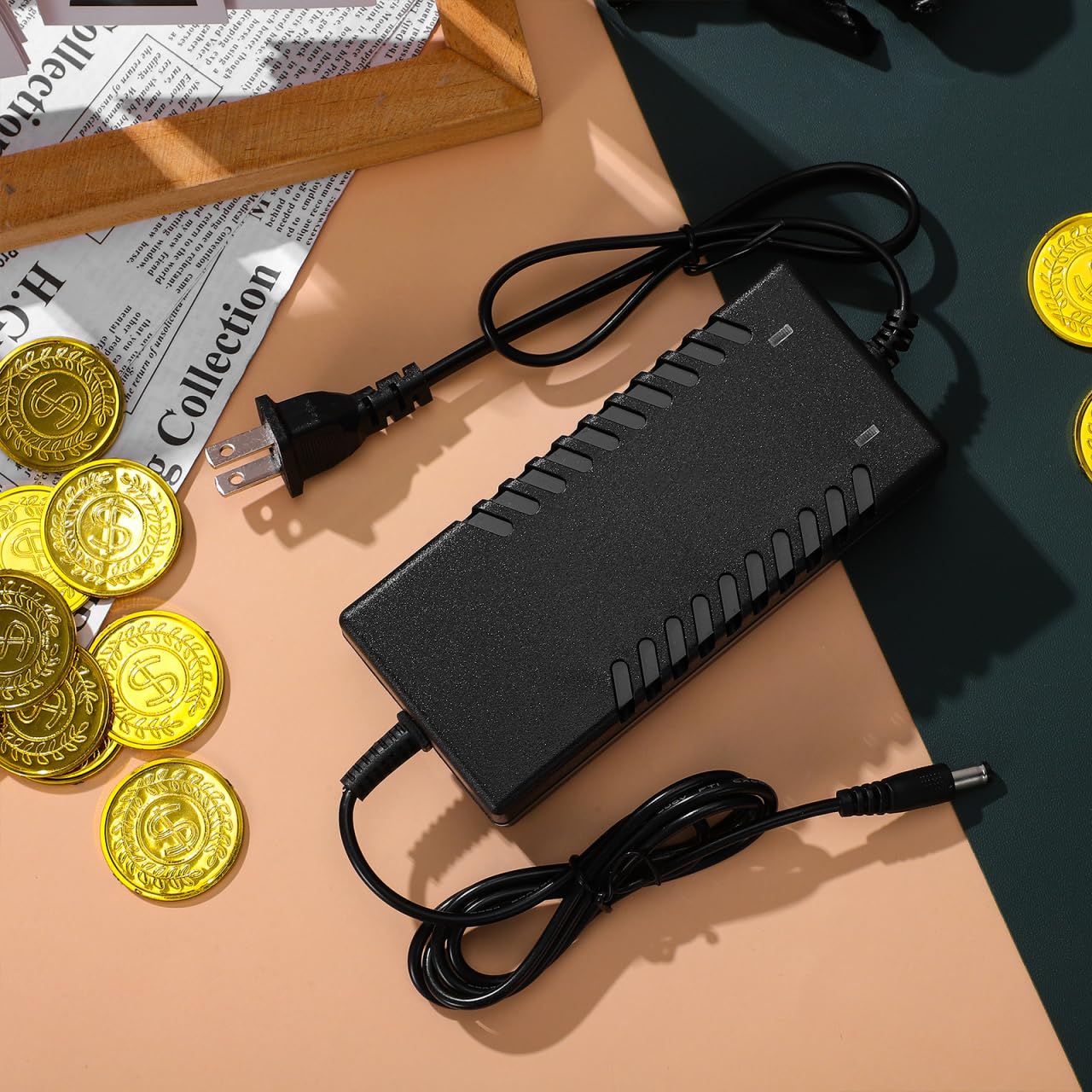 Housoutil Hidden Storage Box, Fake Charger Plug Secret Container, Hidden Safe Box, Secret Compartment for Cash Jewelry Valuables Medicine Keys