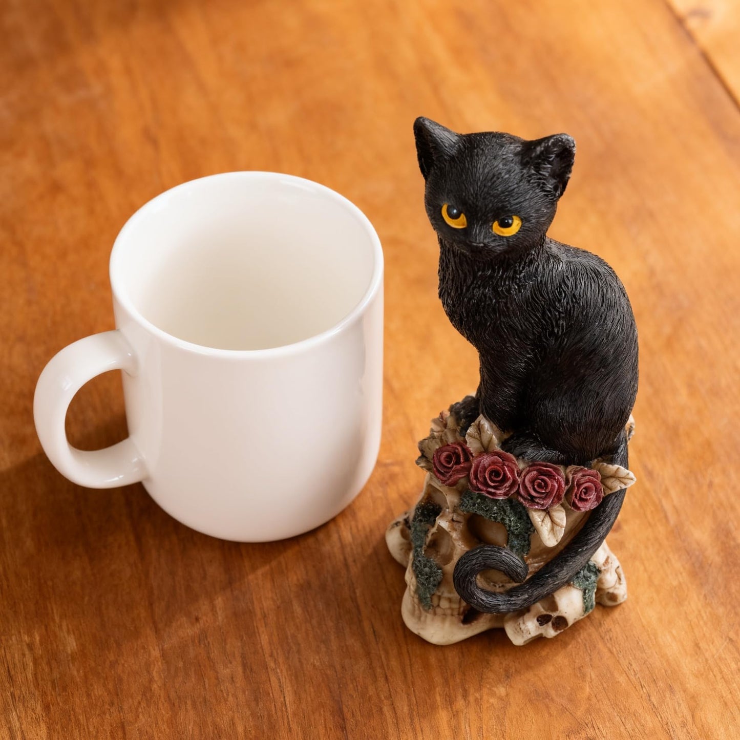 Black Cat Skull Statue, Gothic Resin Sculpture for Home Decor, Spooky Occult Witchy Dark Academia Collectible, Spring Gift for Cat Lovers Goth Collectors Men Women, Birthday Anniversary Housewarming