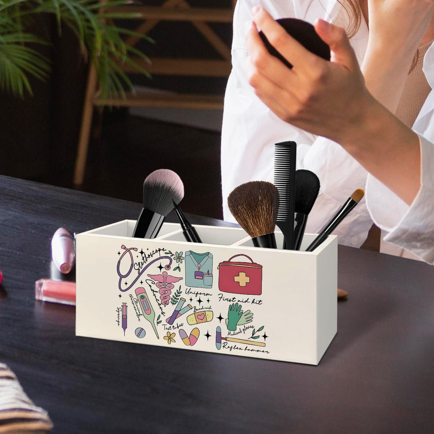 KBRCT Nurse Gifts Pen Holder for Desk, Nursing Gifts Wooden Box Sign Desk Decor for Office Home Decoration, Nurse Appreciation Gift Pencil Organizer, Nursing Student Essentials