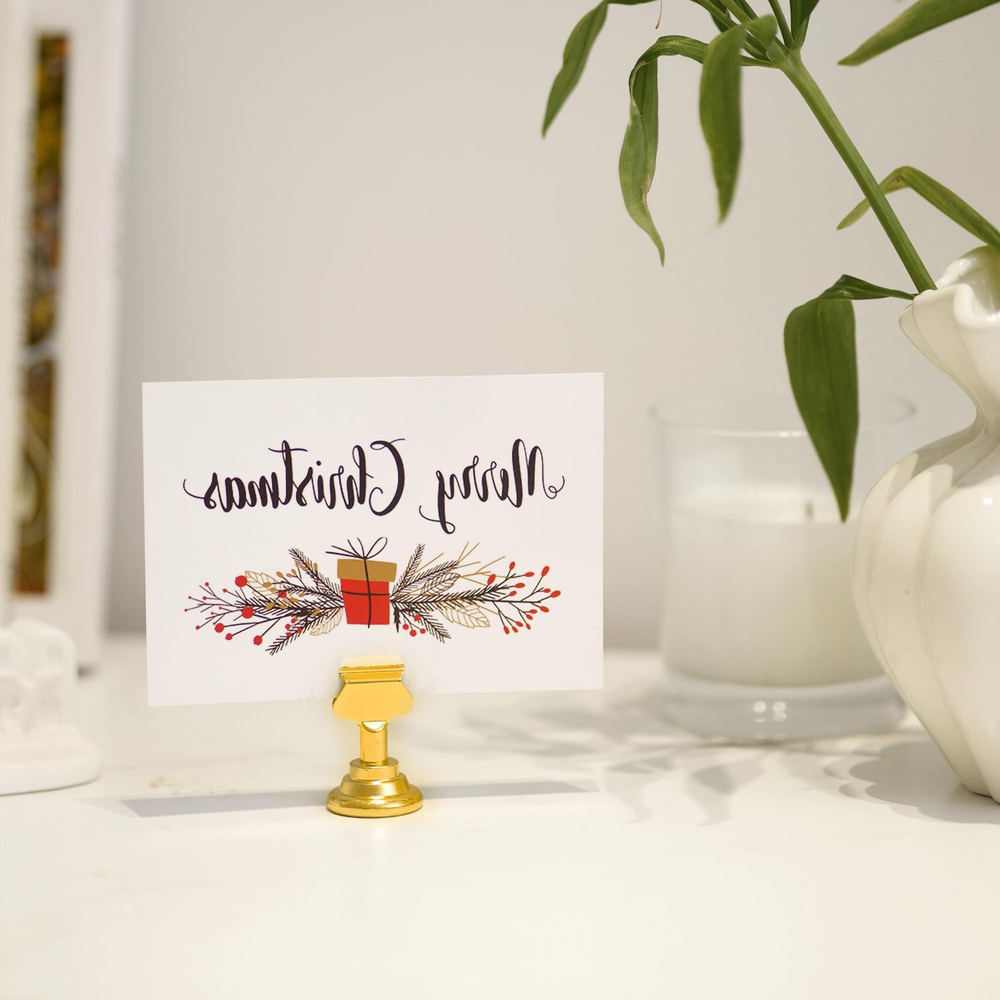 ERYTLLY 24 PK Place Card Holders 1.7 inches Table Card Holder Steel Card Holders for Weddings,Birthdays,Photos, Memo Notes, Restaurants (Gold 24PK)