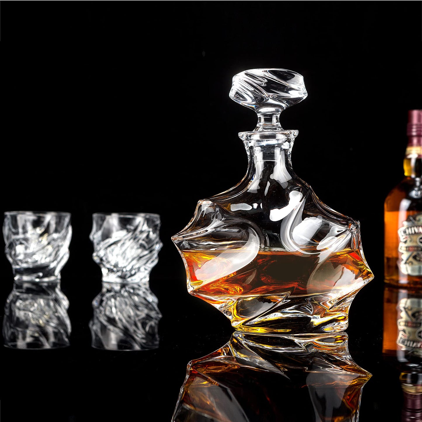 KANARS Whiskey Decanter Set - 25 Oz Crystal Liquor Decanter Carafe with 4 Rock Glasses 9 Oz For Bourbon, Scotch, Vodka, Rum or Whisky - Gift for Men Dad Husband Brother Adult Groomsmen - 5 Piece