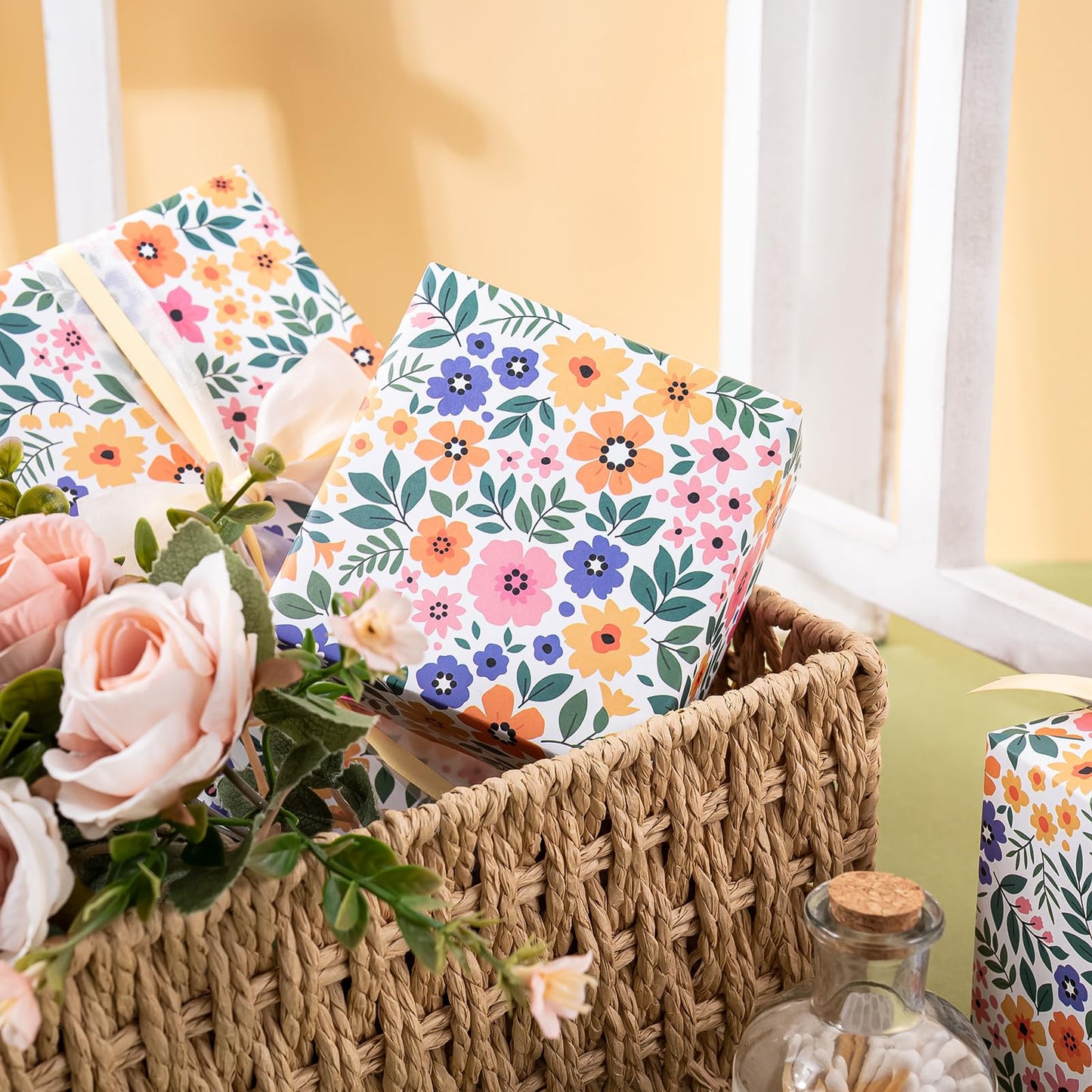 WRAPAHOLIC Kraft Floral Wrapping Paper Roll - Mini Roll - 17 Inch x 33 Feet - Ditsy Flower Wrapping Paper, Perfect for Wedding, Birthday, Bridal Shower, Tea Party
