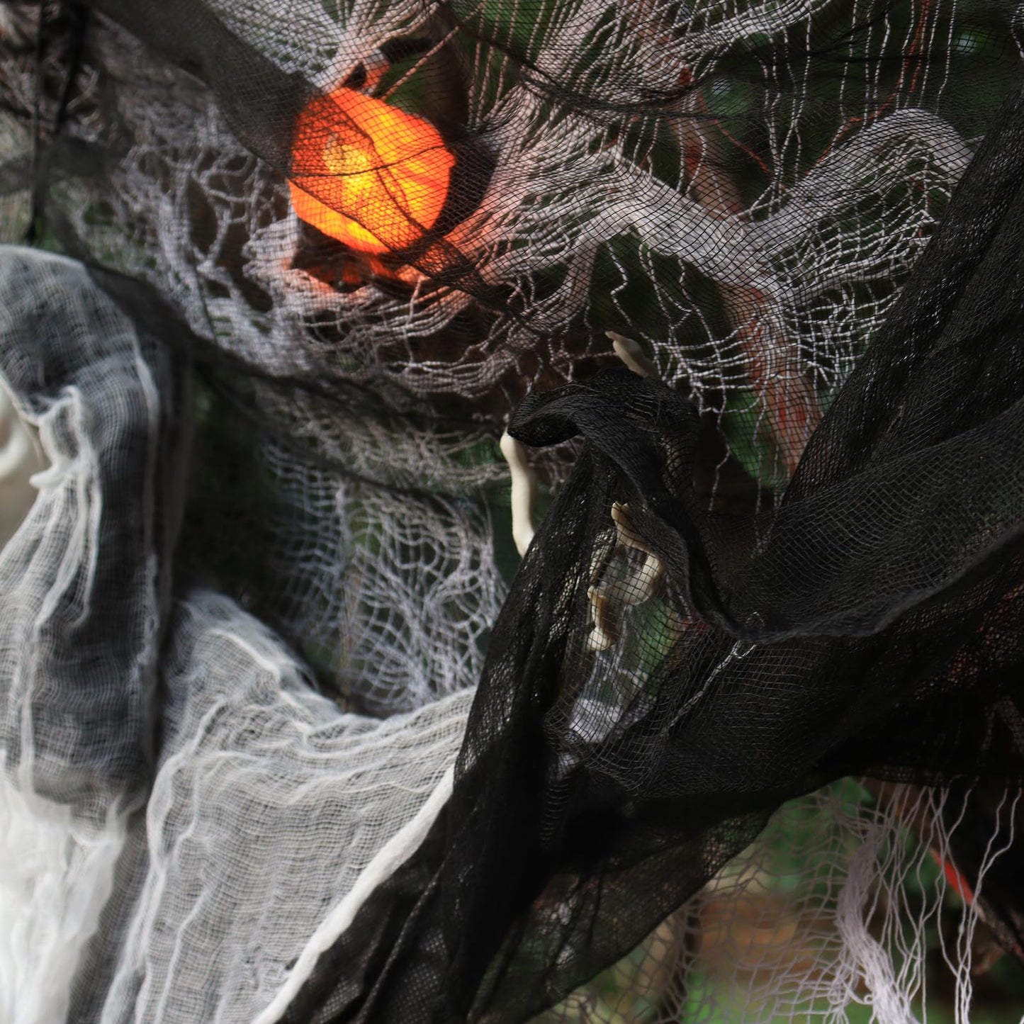 SHIYOUO 400" x 85" Halloween Black Creepy Cloth, Large Size Spooky Gauze Fabric, Halloween Scary Decoration for Haunted Houses Party Supplies Indoor Outdoor-Black 400" x 85"