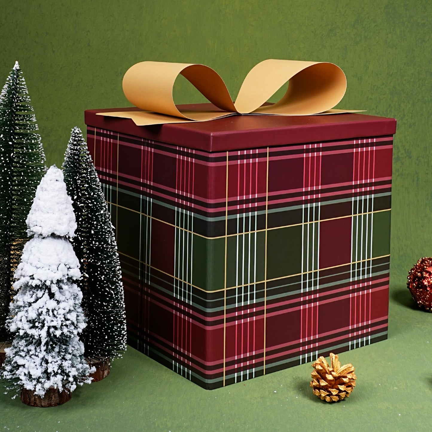 BIOBROWN Medium Christmas Gift Boxes with Lids for Presents, 9x9x9 Inches Red and Green Tartan Plaid Design Collapsible Gift Box for Xmas, Party, Holiday